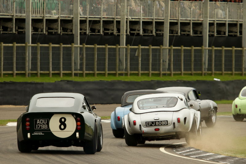 Illustration for article titled The Vintage Racing At The Goodwood Revival Is Simply The Best